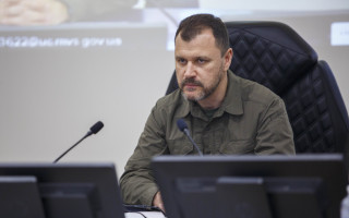 Уряд готує законопроект про покарання закладів, що працюють у комендантську годину, — деталі від глави МВС Клименка