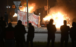 В Швеции впервые судили мужчину за сожжение Корана