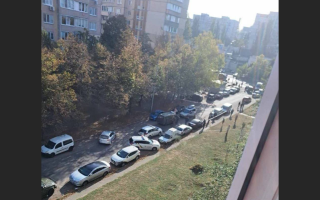 У Києві на блокпосту військовий відкрив вогонь по автівці: є постраждалий, подробиці