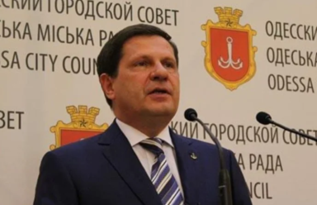НАБУ объявило в розыск бывшего мэра Одессы Алексея Костусева, подозреваемого в незаконном завладении аэропортом