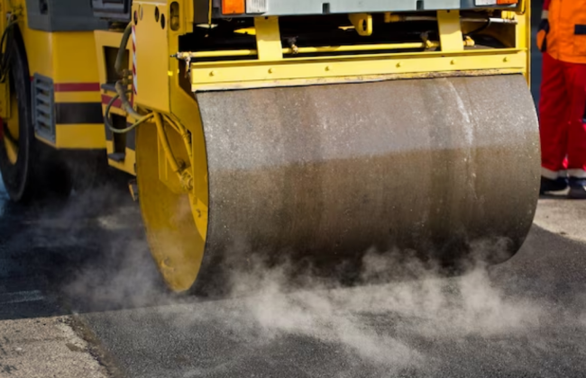 В Киеве на двух улицах на левом берегу частично ограничат движение транспорта