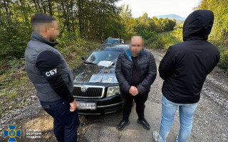 $3000 за пересечение границы для уклониста: задержали дельца