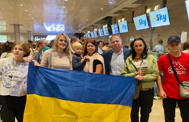 Первый эвакуационный рейс: из Израиля вывезли 207 украинцев