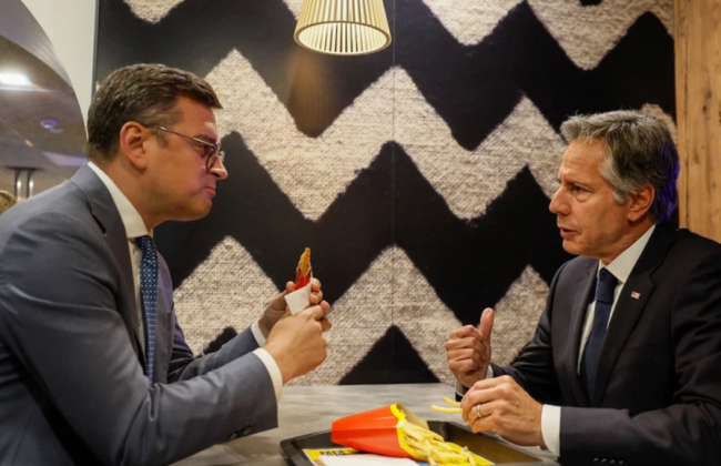 Кулеба лично просил госсекретаря США Блинкена, чтобы McDonald's вернулся в Украину