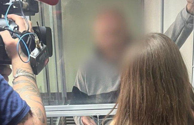 Организовал схему продажи новорожденных детей за границу: подозреваемый снова взят под стражу