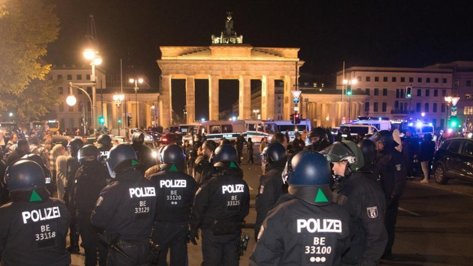 У Берліні сталися сутички з поліцією після пропалестинської акції: Бундестаг ФРН збирає зібрання