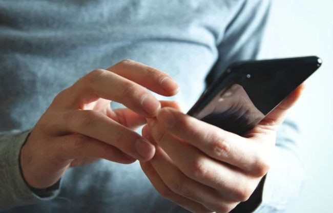 На Прикарпатье мужчина в Viber сообщал, где раздают повестки: теперь ему грозит до 8 лет тюрьмы