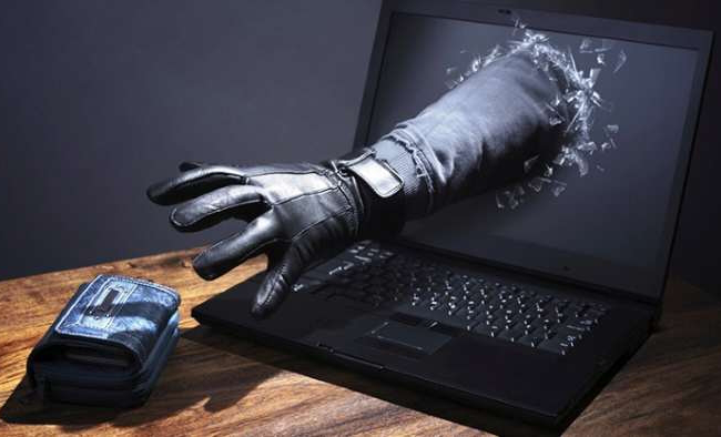 Обещали платить за просмотры фильмов: «работодатели» обманули женщину на 14 тысяч гривен