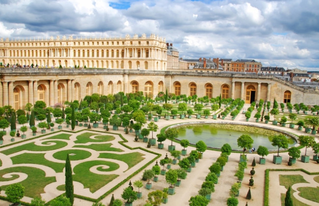 В Версальском дворце Франции уже вторая за неделю угроза взрыва