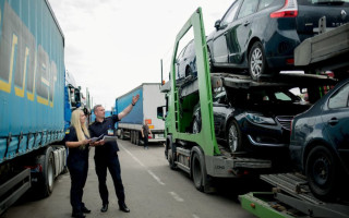 Верховній Раді пропонують прийняти зміни до порядку здійснення оптової та роздрібної торгівлі вживаними автомобілями