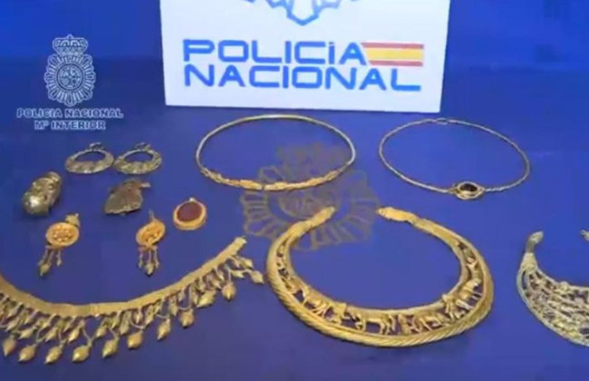 Испания конфисковала похищенные из Украины старинные украшения на 60 млн евро
