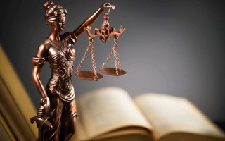 Суд відмовив неповнолітній у видачі судового наказу про стягнення аліментів з батька