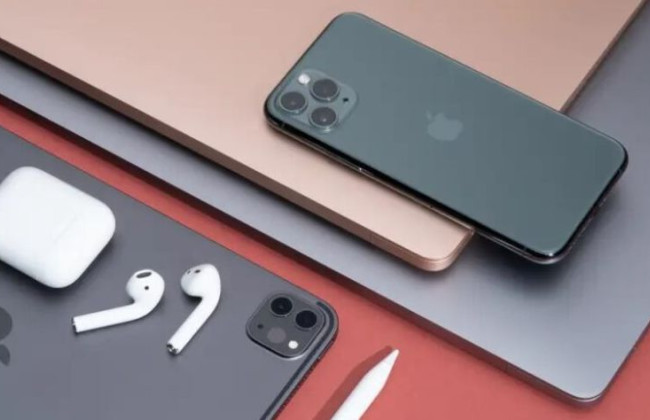 Apple планирует внедрить искусственный интеллект во все свои устройства