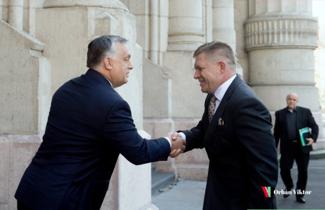 Венгрия и Словакия блокируют помощь Украине в размере 50 млрд евро – Politico