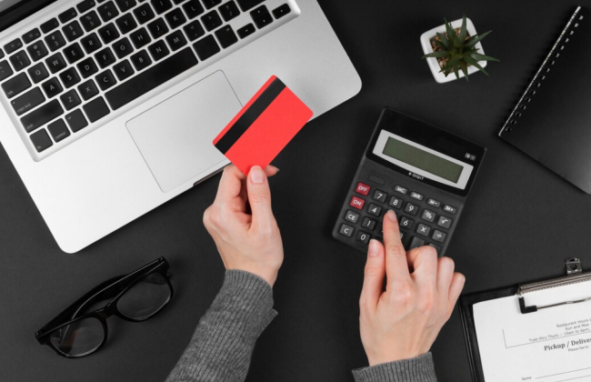 Как при назначении субсидии учитываются доходы супругов: в ПФУ разъяснили