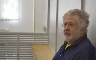 Ігорю Коломойському продовжили запобіжний захід