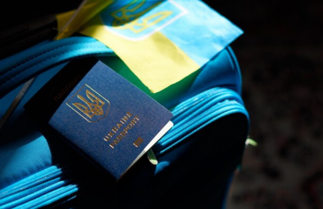 Залишилися без паспорту, поки оформлюється новий: як українцям посвідчити особу