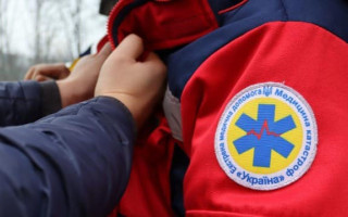 Сделал замечание за поведение: в Одессе фельдшера ударили ножом, подробности