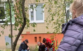 У Львові 14-річна дівчина випала з вікна 8-го поверху