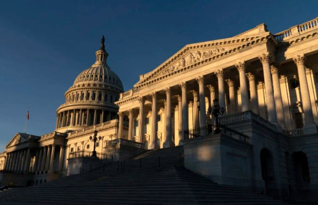 Может ли Сенат самостоятельно «добавить» Украину в пакет помощи США, если Палата представителей будет предлагать разделить поддержку для Израиля и Украины