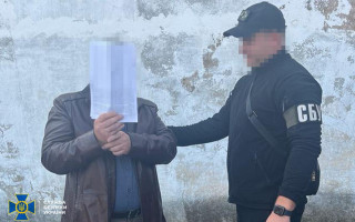 Переписував майно морпорту Херсона на баланс адміністрації Сальдо: затримано адвоката-колаборанта