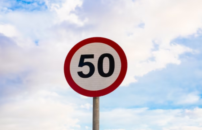 С 1 ноября скорость движения авто в Киеве ограничивается до 50 километров в час – КГГА