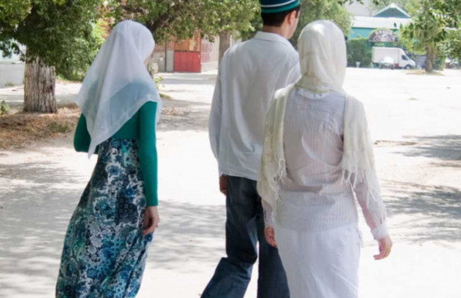 Штраф или арест: в Узбекистане будут наказываться за пропаганду многоженства