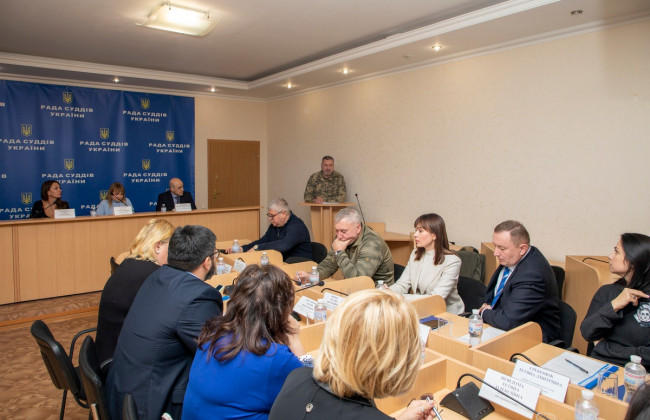 В органах судейского управления пока не решили, нужно ли увольнять заместителей руководителей аппаратов судов