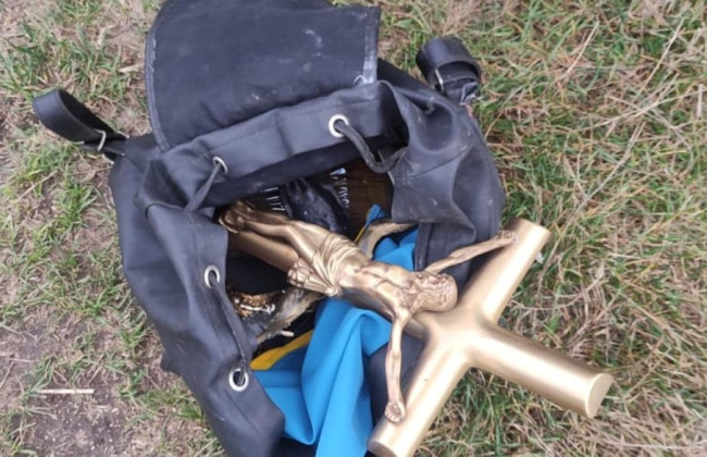 В Хмельницкой области мужчина разбил 19 могил, представляясь «Иисусом», фото