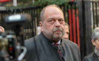 У Франції вперше судитимуть чинного міністра за зловживання службовим становищем