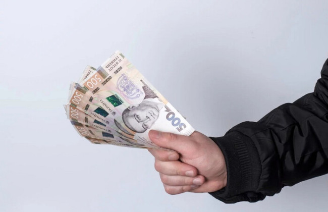 Доплата до 3000 гривен: некоторые пенсионеры могут получить новое пособие