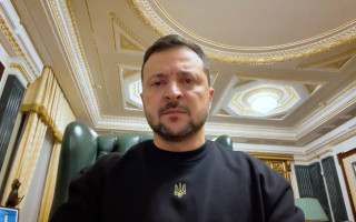 Я вважаю, що зараз вибори не на часі, — Зеленський