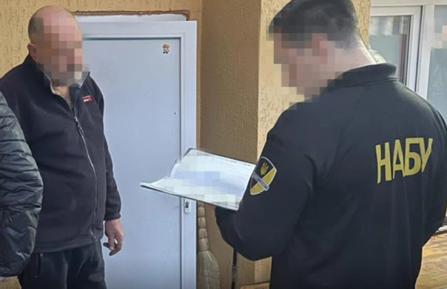 Судья получил деньги за «нужное» судебное решение, но вернул их, когда выполнить договоренность не удалось