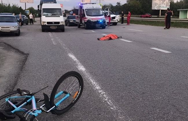 Правоохранитель, который насмерть сбил 15-летнюю девушку под Харьковом, получил подозрение