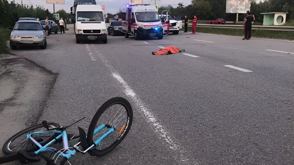 Правоохоронець, який під Харковом на смерть збив 15-річну дівчину, отримав підозру