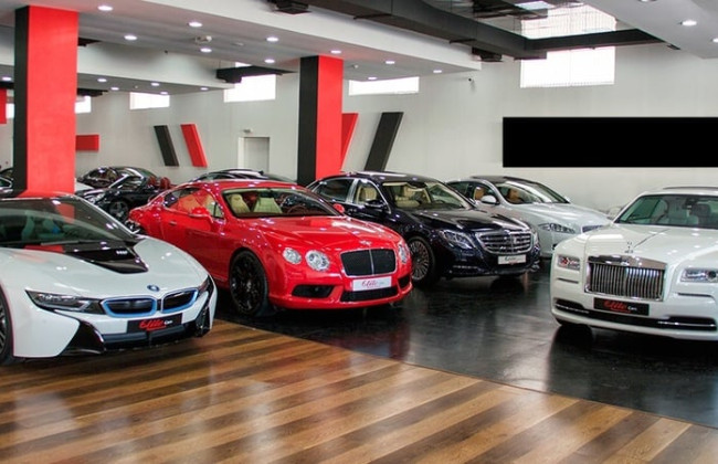 Ввоз люксовых авто в рф в обход санкций: в Литве просят прокуратуру начать расследование