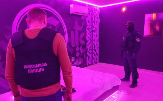 Жителя Рівного судитимуть за організацію місця розпусти під виглядом масажного салону