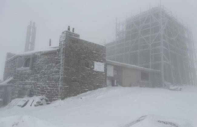 На горе Поп Иван Черногорский уже настоящая зима – в ГСЧС показали фото