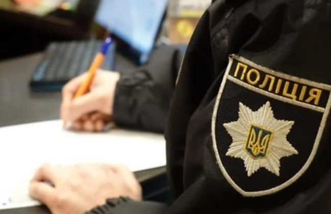 Суд наказал водителя, предъявившего полицейским поддельное удостоверение