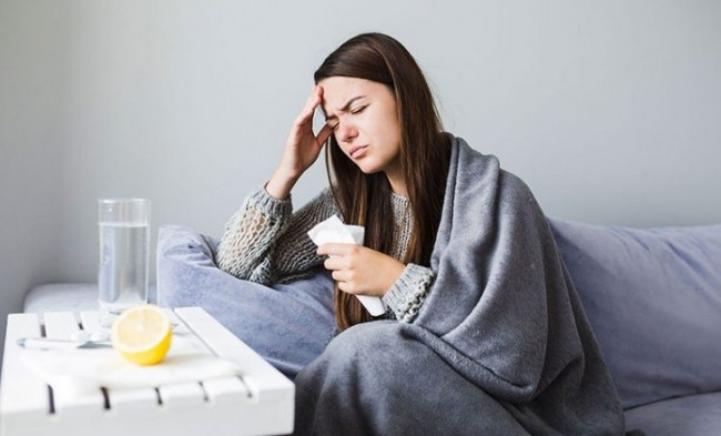 Пациенты с симптомами ОРВИ и COVID-19 могут открыть больничный дистанционно: что нужно знать