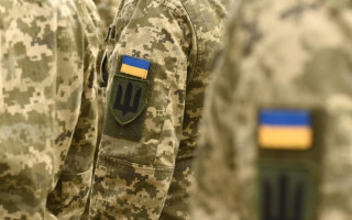 Заштовхали чоловіка в авто: у Львові притягнуть до відповідальності працівників ТЦК