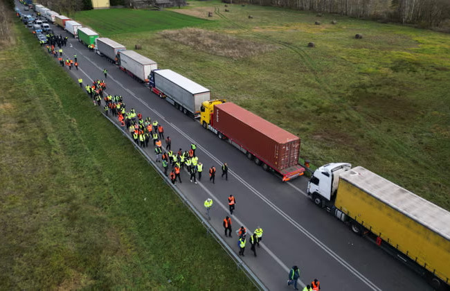 Блокада на границе продолжается: Украина не пришла к согласию с Польшей