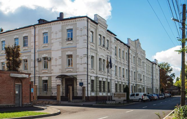 Полтавский окружной админсуд сообщил о наличии вакантных должностей