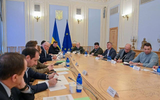 Представники Ради, КМУ та громадських організацій обговорили ефективну взаємодію між Кабміном та Парламентом