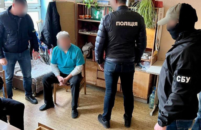 $500 за получение группы инвалидности: на Закарпатье врача поймали на взятке