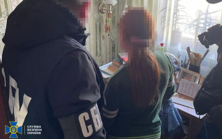 Внедряла образовательные стандарты рф: в Херсоне задержали руководительницу канцелярии одного из университетов