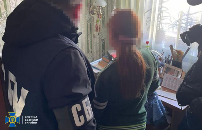 Внедряла образовательные стандарты рф: в Херсоне задержали руководительницу канцелярии одного из университетов