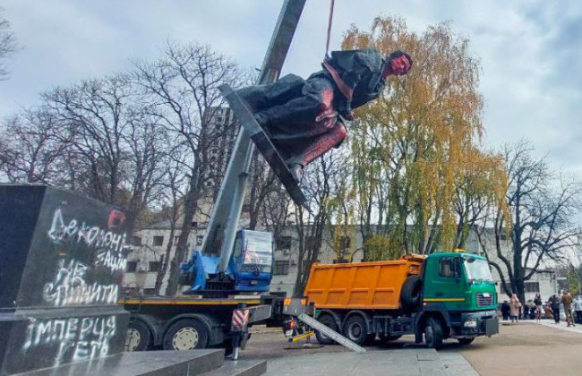 Киевлянам сообщили, что будет с демонтированным памятником Пушкину