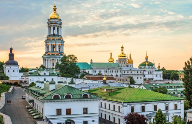 Правительство сняло ограничения на увеличение штата работников заповедника «Киево-Печерская лавра»