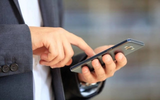 Чи можна надіслати заяву про надання неоплачуваної відпустки через месенджер